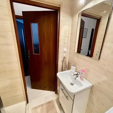 Appartement Diamond Metro Wifi 300 Mbs 70'tv Netflix Hbo Appletv+ Warschau