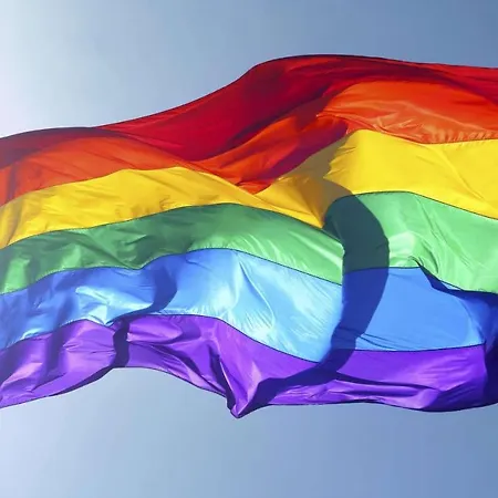 Diamond Metro Wifi 300 Mbs 70'tv Netflix Hbo Appletv+ * Varsavia